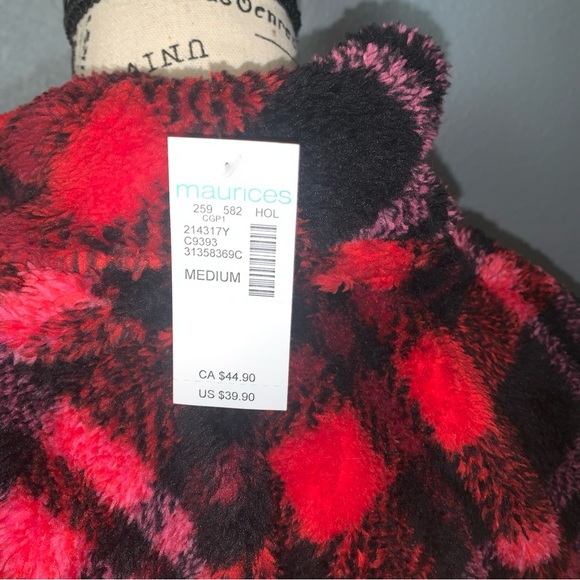 Maurice’s Red Teddy Sherpa Fleece Med Sweater And High Rise Short Set Small NWT - Picture 10 of 10
